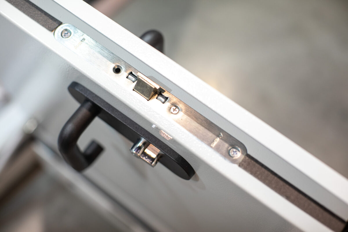 Люк противопожарный EI60 и EIS60 однопольный, двупольный, кровельный. — изображение 4